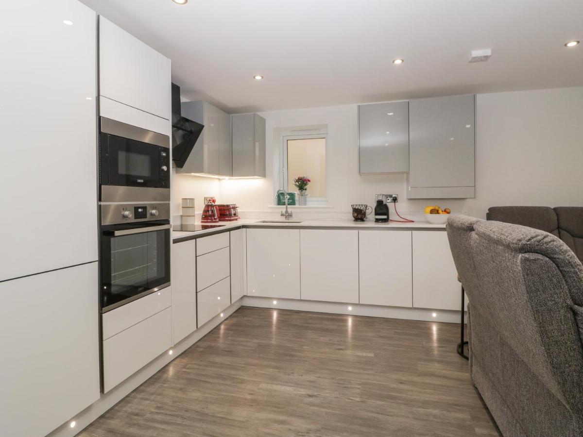Ferienwohnung Flat 2, 38 Preston Road Weymouth Exterior foto